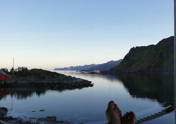 Ballstad Cabin | Lofotveggen Panorama