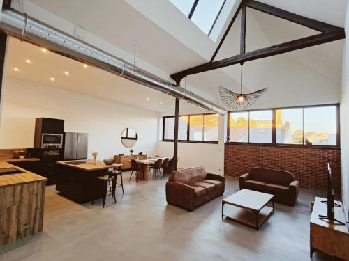 Cholet Apartment | Loft 23 - Appartement lumineux 4 chambres hyper centre de Cholet