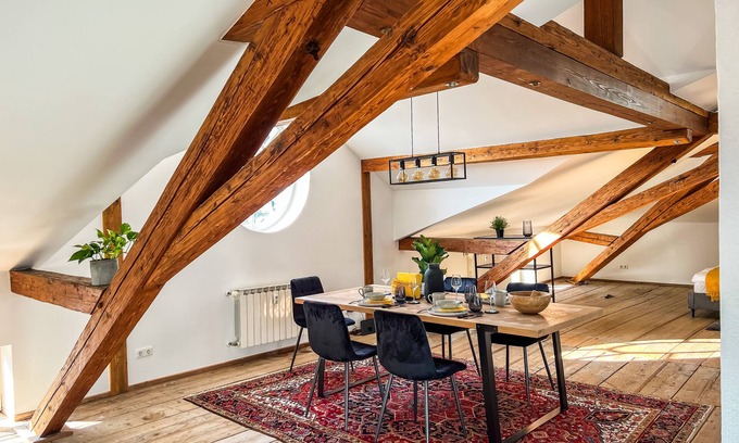 Prien am Chiemsee Apartment | Loft apartement in the heart of Prien am Chiemsee * SmartTV * Washer-dryer*100m²
