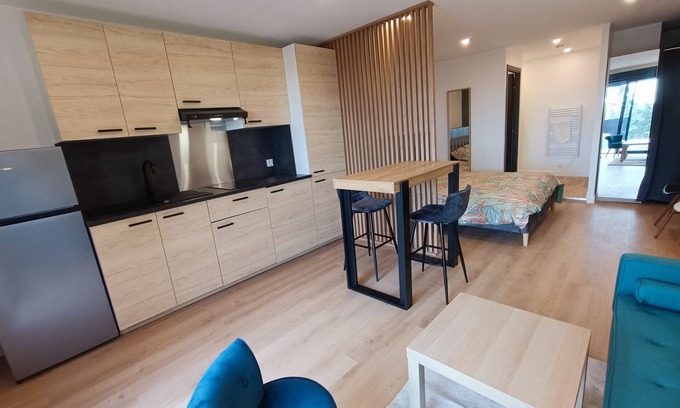 Saint-Pierre-de-Lages Apartment | LOFT "FARE": Calm, Nature, View