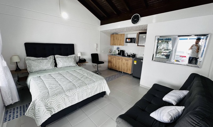 Piedecuesta Apartment | Loft Moderno, Nuevo Completo Para Trabajar y Descansar
