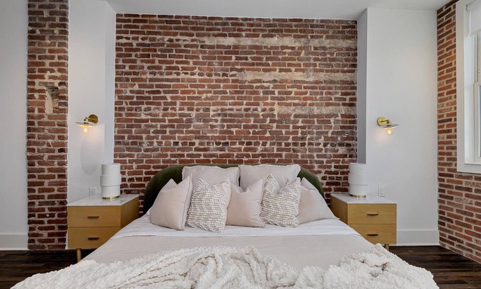 Castleberry Hill Apartment | Loft Style Spacious Lux Apt 203, sleeps 6