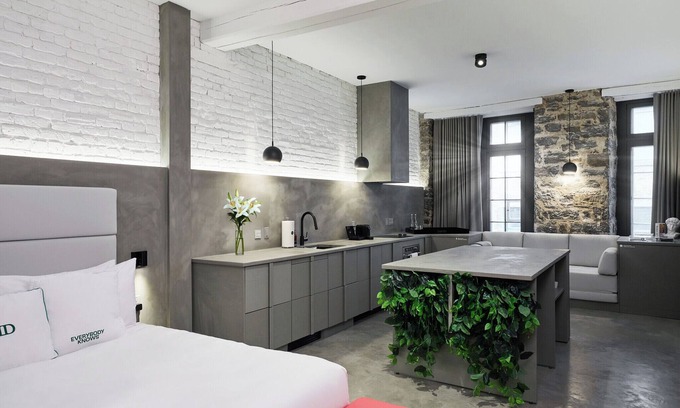 Old Montreal Apartment | LOFT | The Contemporary