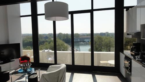 Fer a Cheval Apartment | Loft vue fleuve Garonne parking gratuit