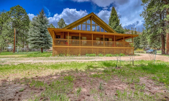 Vallecito Cabin | Log cabin at Vallectio lake with wrap around porch!