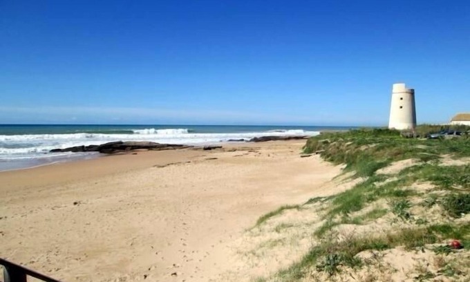 El Palmar Cabin | Log cabin next to the most beautiful beach.