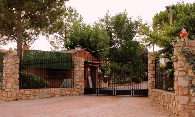Ossa de Montiel House | Log Cabins Los Molinos, "San Pedro"