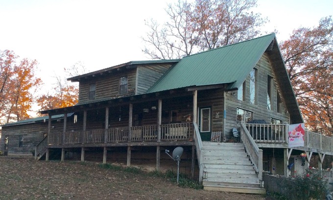 Nevada House | Log Sided Home On 60 Acres In Southwest Missouri