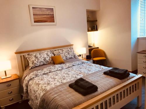 Stornoway Apartment | Logan Home