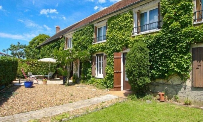 Sainte-Gemme-en-Sancerrois House | Logement Authentique à Sainte Gemme