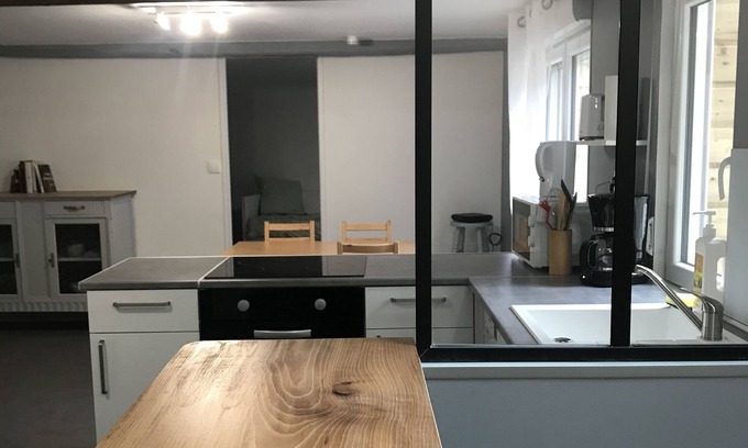 Charleville-Mezieres Apartment | Logement Complet Face au Musée Rimbaud