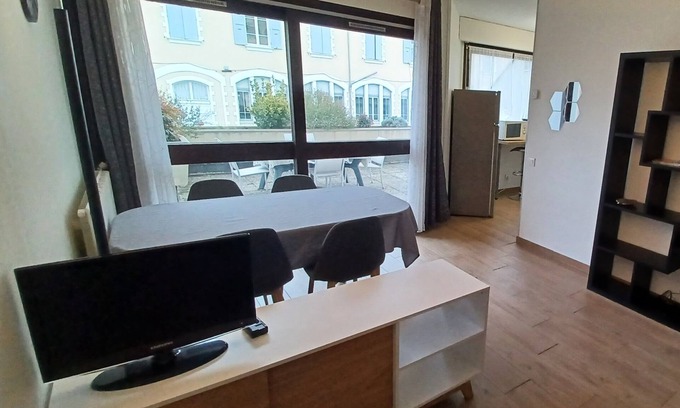 Voiron Apartment | Logement Entier Wifi Parking Sécurisé Gratuit
