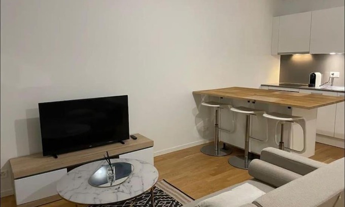 Crissier Apartment | Logement spacieux proche de Lausanne