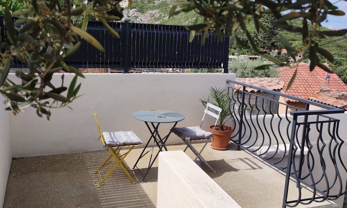 Saint-Loup House | Logis des Trois Ponts