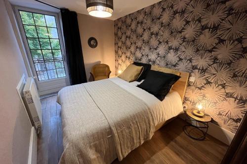 Saint-Sernin-du-Plain Apartment | Logis du Mont