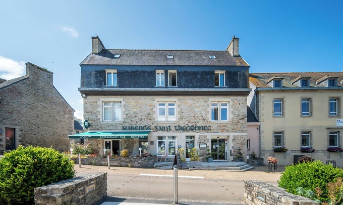 Saint-Thegonnec Loc-Eguiner Hotel | Logis Auberge Saint Thégonnec & son Restaurant