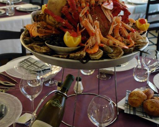 Roscoff Hotel | Logis Hôtel Les Chardons Bleus RESTAURANT LE BISTROT DE LA MER