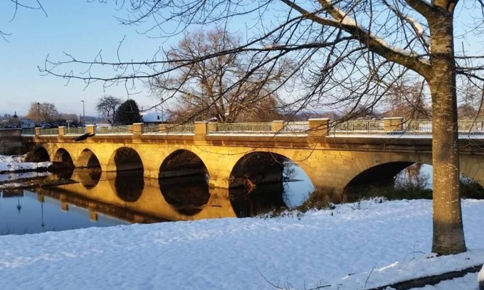 Autun Hotel | Logis Hôtel Restaurant La Tête Noire