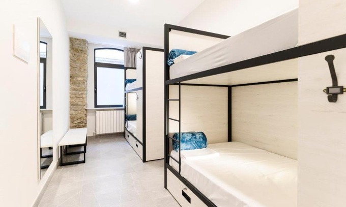 Casco Viejo House | LOGUNE ROOMS
