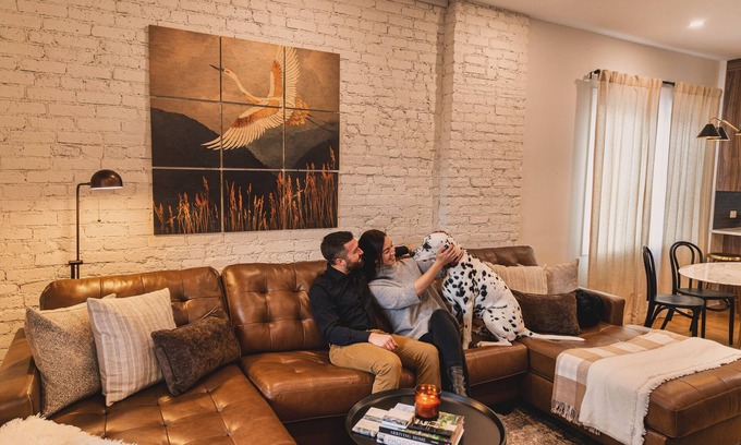 Highland House | LoHi’s Osage Bronze. Walkable to everything, high-end amenities, dog-friendly!