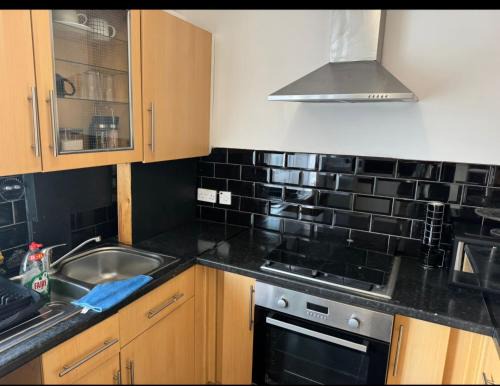 Downham Apartment | London House near Greenwich, Free Parking, Free WIFI