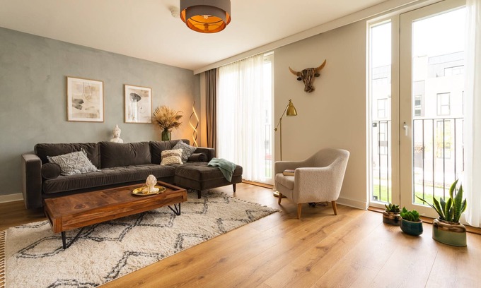 Stratford House | London's Finest, 5-Bed Haven With Private Sauna