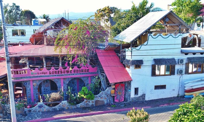 Puerto Ayora Bed & Breakfast | Lonesome George Ecolodge 2