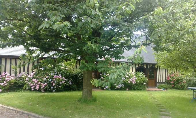 Sausseuzemare-en-Caux Cottage | Longère en Pays de Caux the discreet charm of Normandy