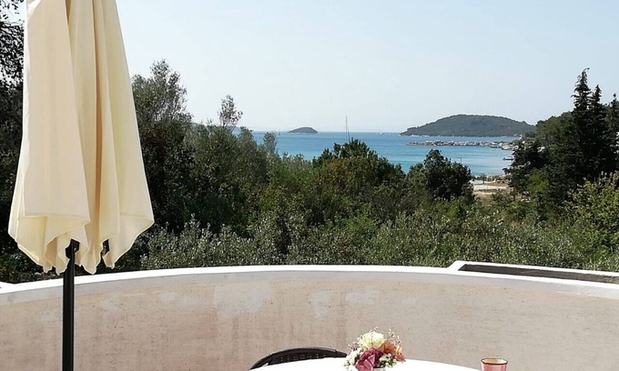 Municipality of Kali Apartment | Longin Lamljana- Two bedroom apartment with seaview balcony