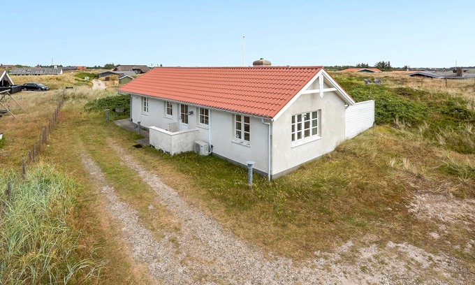 Bjerregard Strand House | Look forward to a wonderful vacation in this inviting vacation home by the sea.