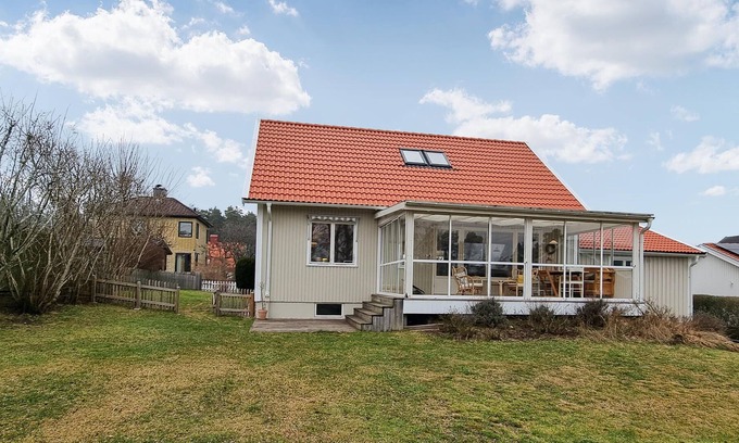 Jonkoping House | Look forward to a wonderful vacation with the whole family in this inviting vacation home.