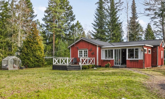 Molkom House | Look forward to a wonderful vacation in this inviting vacation home.