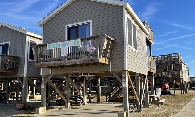 Hatteras Condo | Looking for a cool and calm get-a-way? Ocean Odyssey is just the ticket!