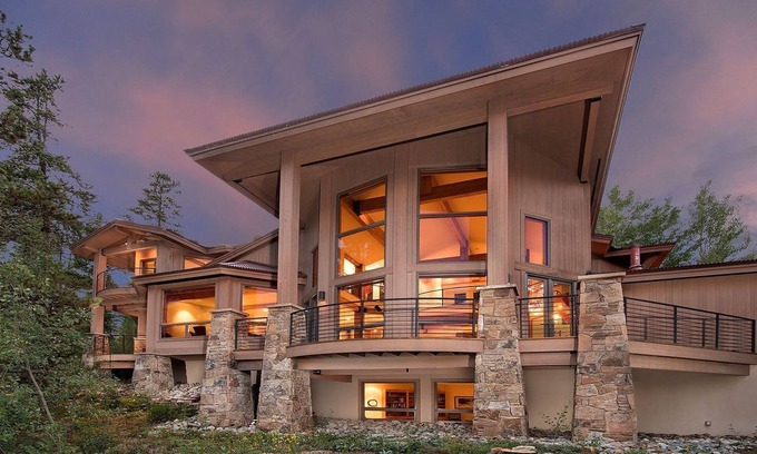 Christie Heights House | Lookout On Christie Lane: Great Views-Breckenridge & Baldy Mountain-Hot Tub.