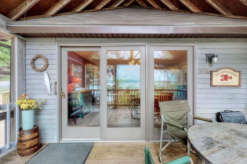 Lakewood House | Loon Cove Cottage