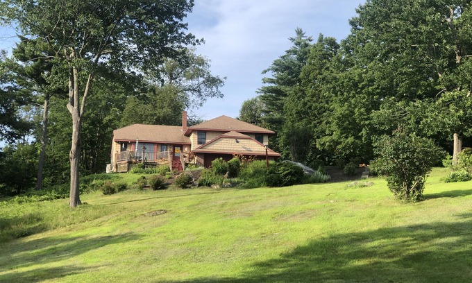Wayne House | Loon Lake House- Private Home in Wayne- Lake view/access