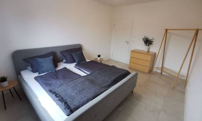 Kitzingen Apartment | Loot: Moderne Wohnung/Zentral