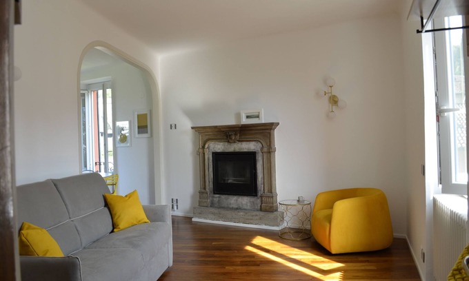 Bellagio Apartment | Loppia Lakeside Retreat -Charming Apartment in Bellagio-.