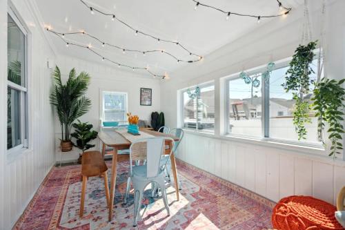 Hampton House | Lorraine's Landing 2 Min to Beach Pet-Friendly