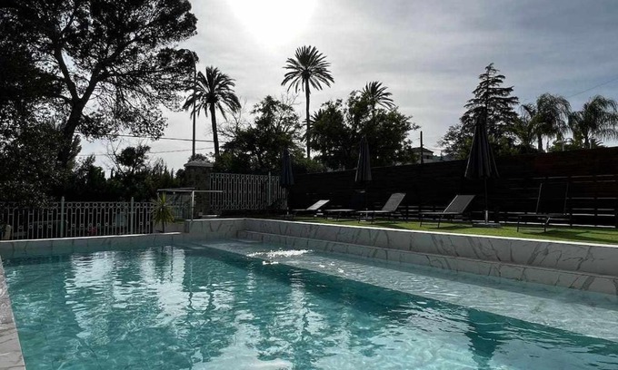 Distrito Norte Sierra Apartment | Los Almendros - Free Parking