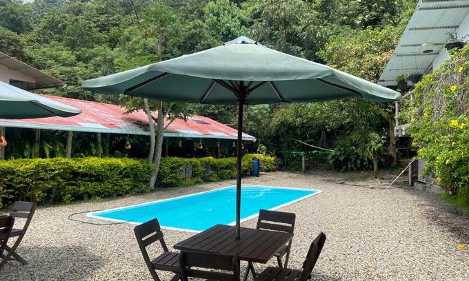 La Vega House | Los Naranjos Hostal