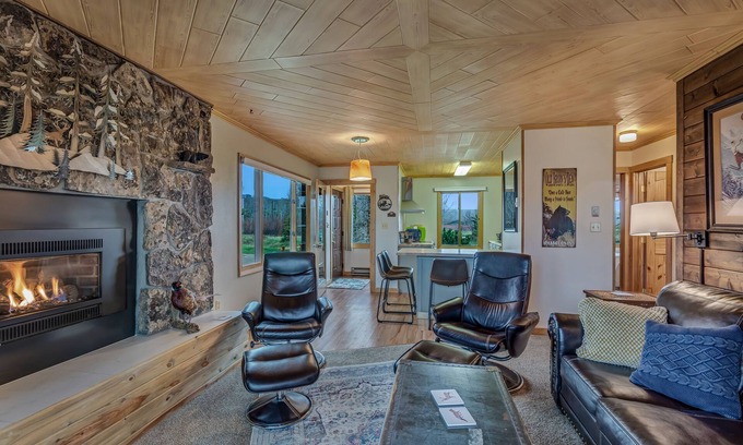 Clark Cabin | Lost Ranger- Semi-private fishing on the Elk River