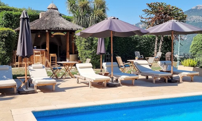 Le Bar-sur-Loup Bed & Breakfast | Loup Castel Boutique Hotel B&B