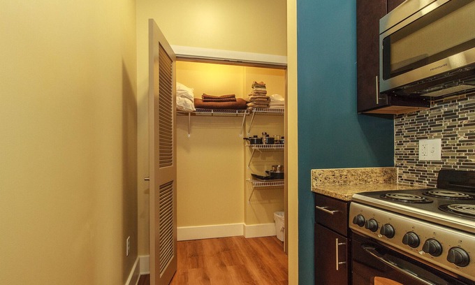 St. Clairsville House | Lovely 1 Bed Minutes from Wheeling - 201
