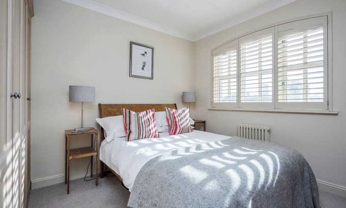 Waterloo Apartment | Lovely 2 bed 2 bath flat in Southbank