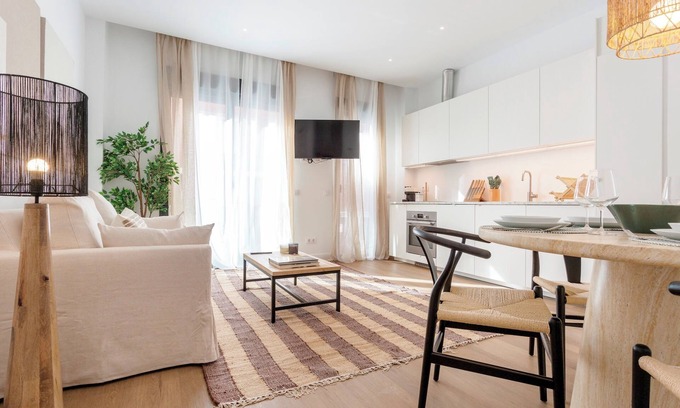 Prosperidad Apartment | Lovely 2BD apartment in Madrid. Zabaleta I