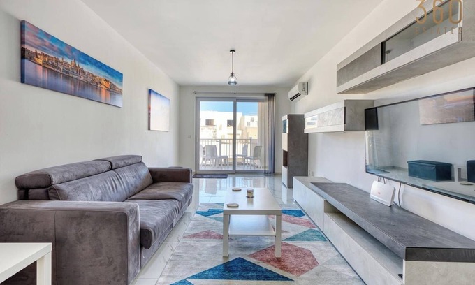 Marsalforn Apartment | Lovely 2BR Apt with Private Balcony in Marsalforn