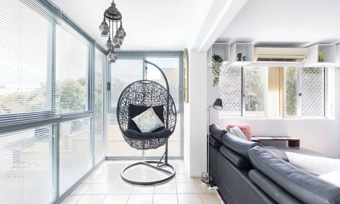 New Farm Apartment | Lovely 2BR Riverfront Condo New Farm