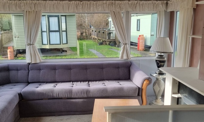 Llanfair Caereinion Villa | Lovely 3-Bed Caravan in Foel, Welshpool
