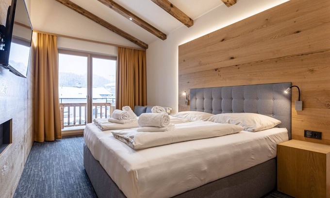 Hallerndorf Apartment | Lovely apartment for 5 guests with hot tub, WIFI, TV, terrace, pets allowed and parking